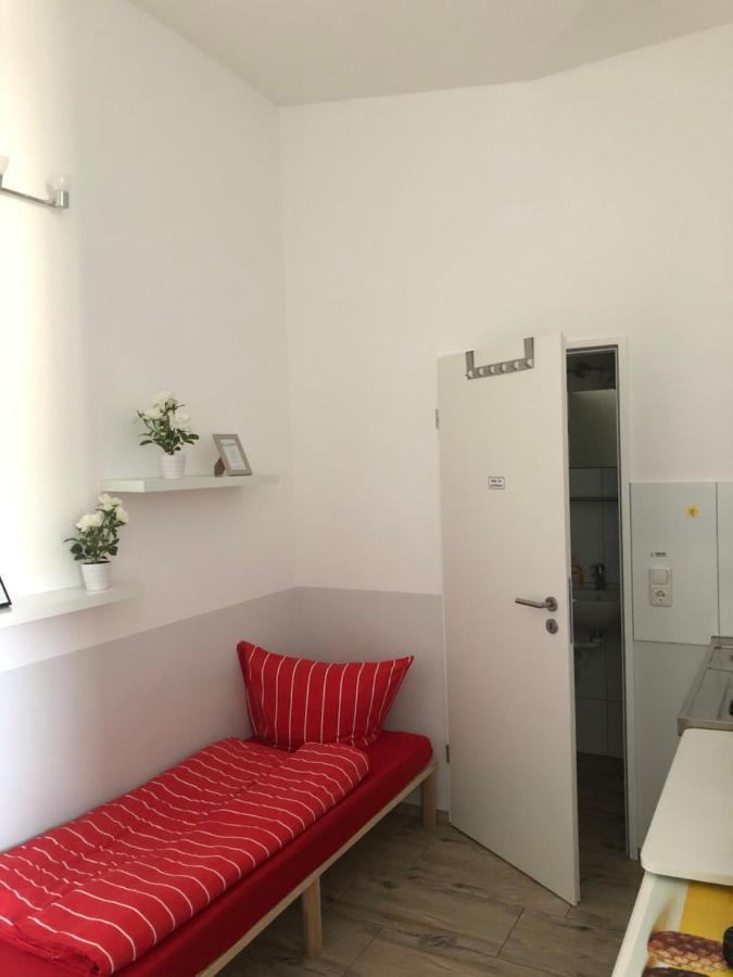 Fremdenzimmer Sas Hueckelhoven Ngoại thất bức ảnh
