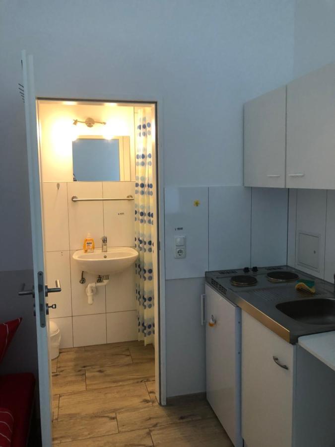 Fremdenzimmer Sas Hueckelhoven Ngoại thất bức ảnh