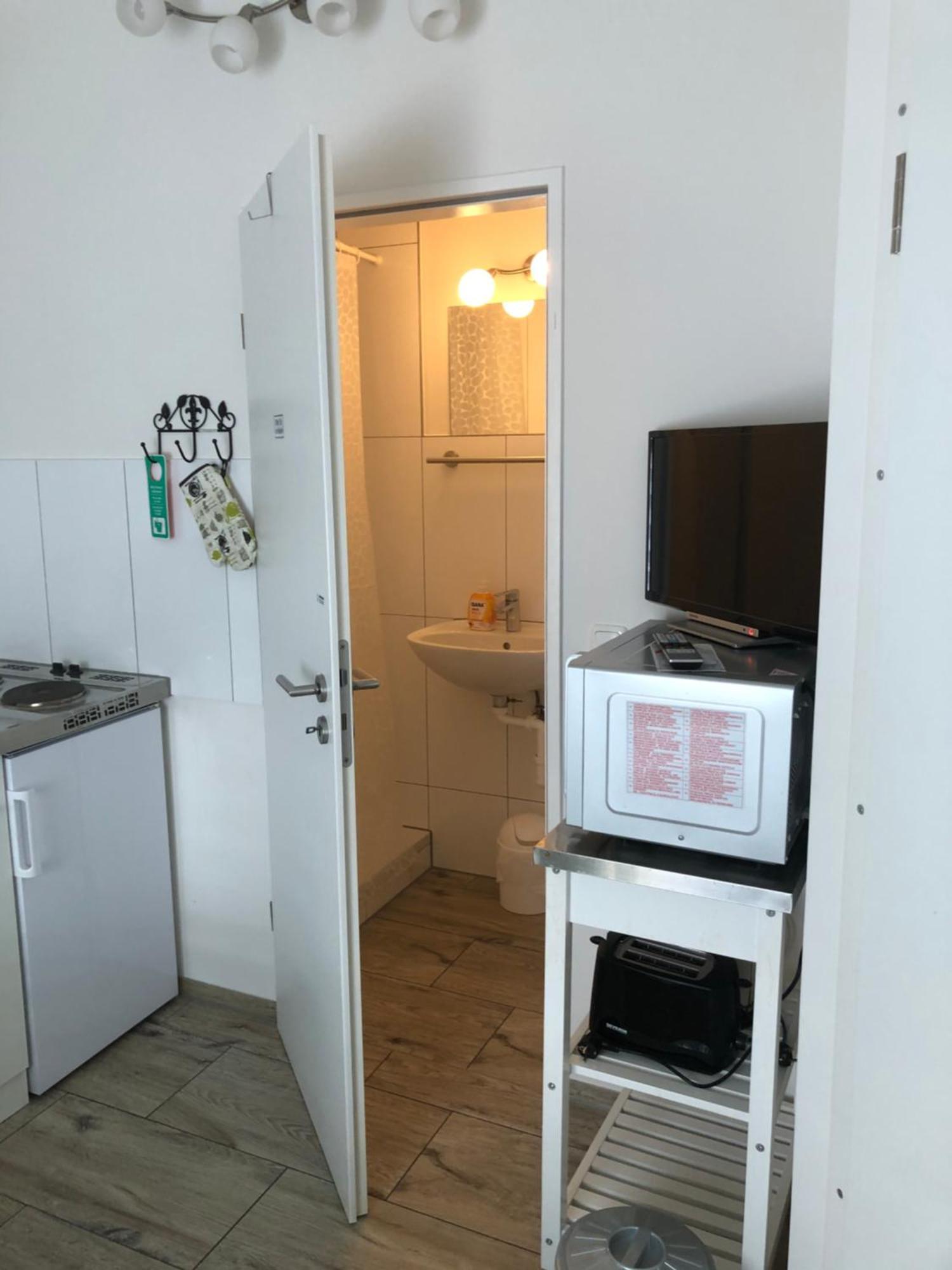 Fremdenzimmer Sas Hueckelhoven Ngoại thất bức ảnh