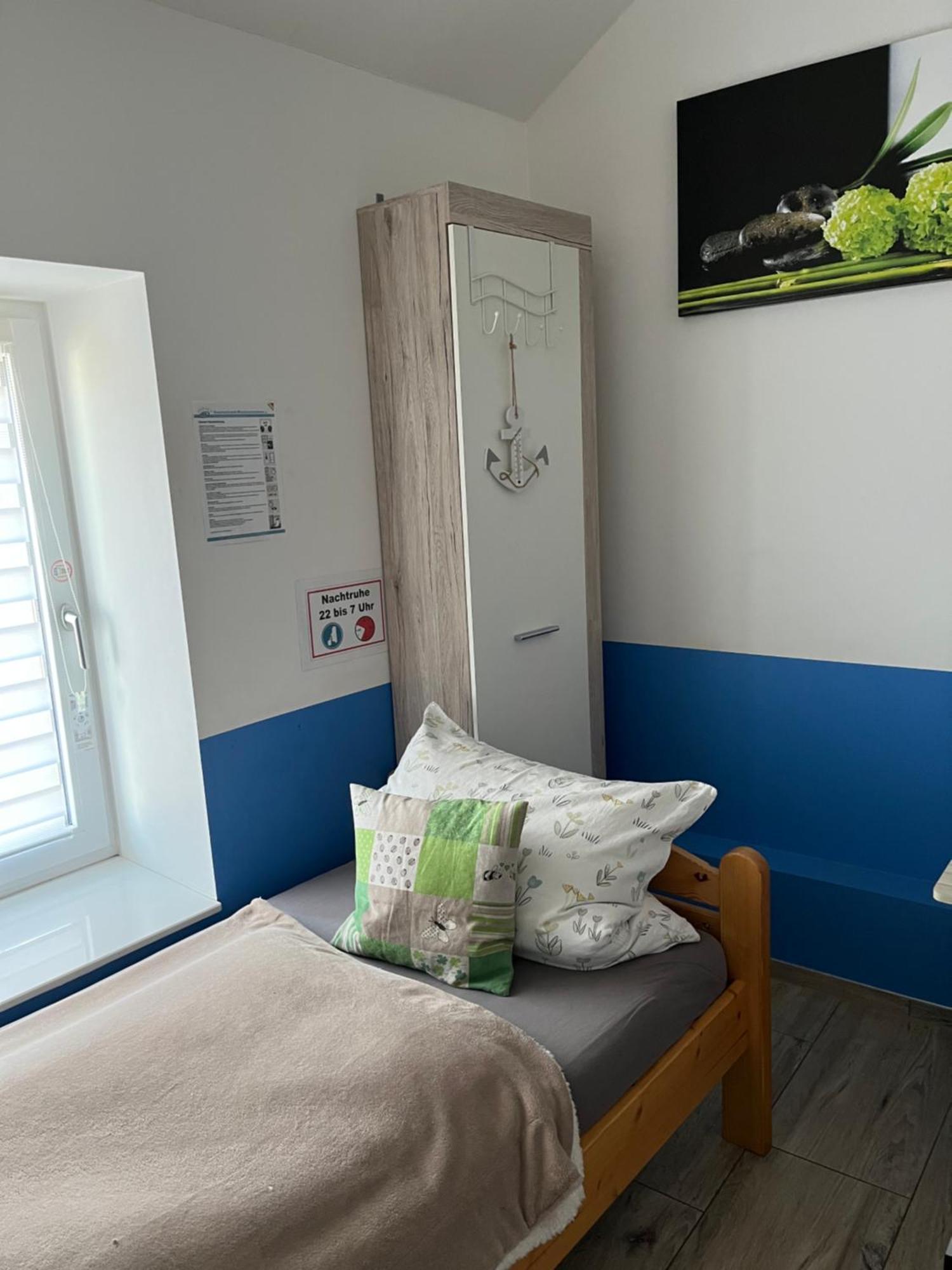 Fremdenzimmer Sas Hueckelhoven Ngoại thất bức ảnh