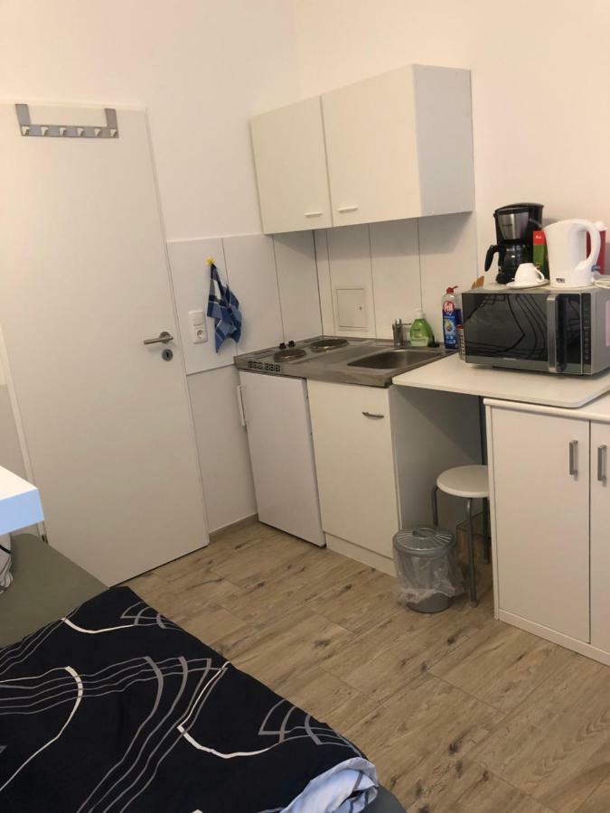 Fremdenzimmer Sas Hueckelhoven Ngoại thất bức ảnh
