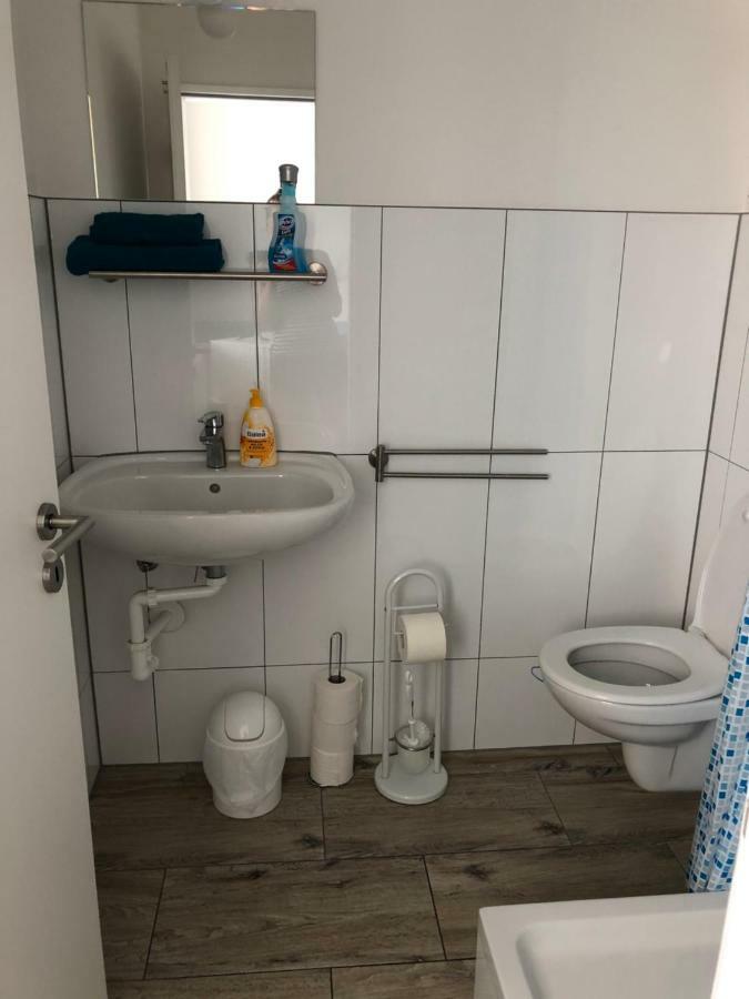 Fremdenzimmer Sas Hueckelhoven Ngoại thất bức ảnh