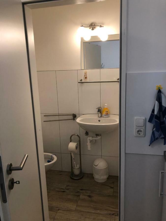 Fremdenzimmer Sas Hueckelhoven Ngoại thất bức ảnh