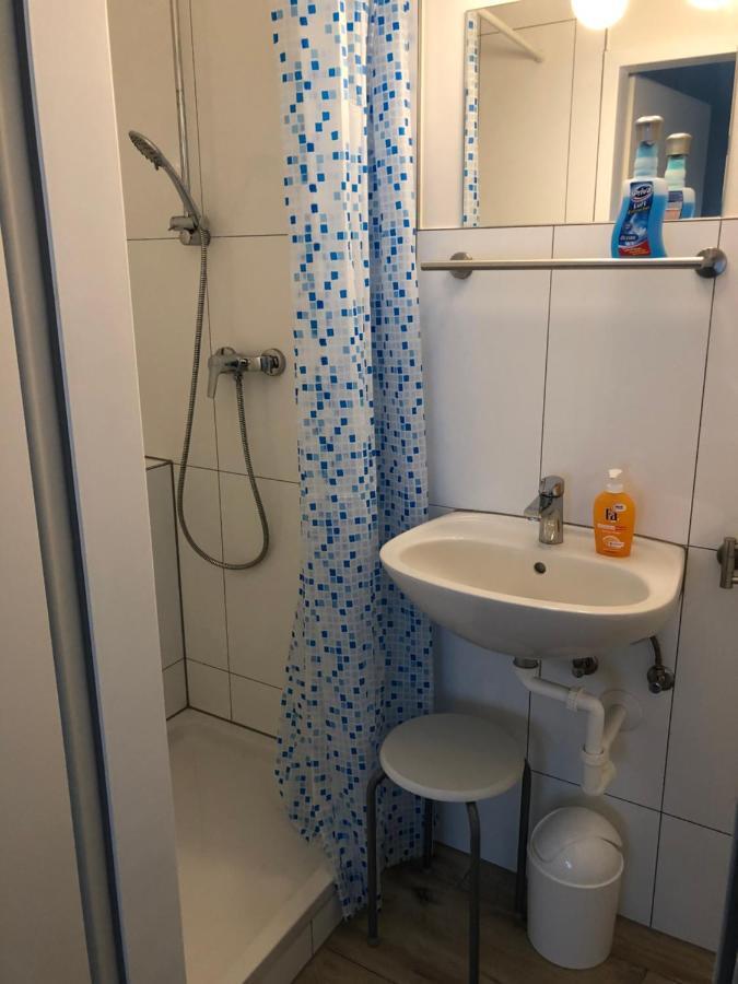 Fremdenzimmer Sas Hueckelhoven Ngoại thất bức ảnh
